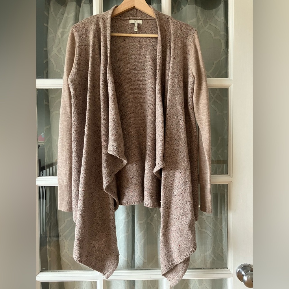 Joie size M ladies open front cardigan wool blend in a warm light tan / blush